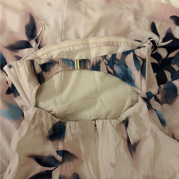 Abercrombie & Fitch Strapless Midi Dress in White with Blue and Purple Floral - Picture 4 of 11